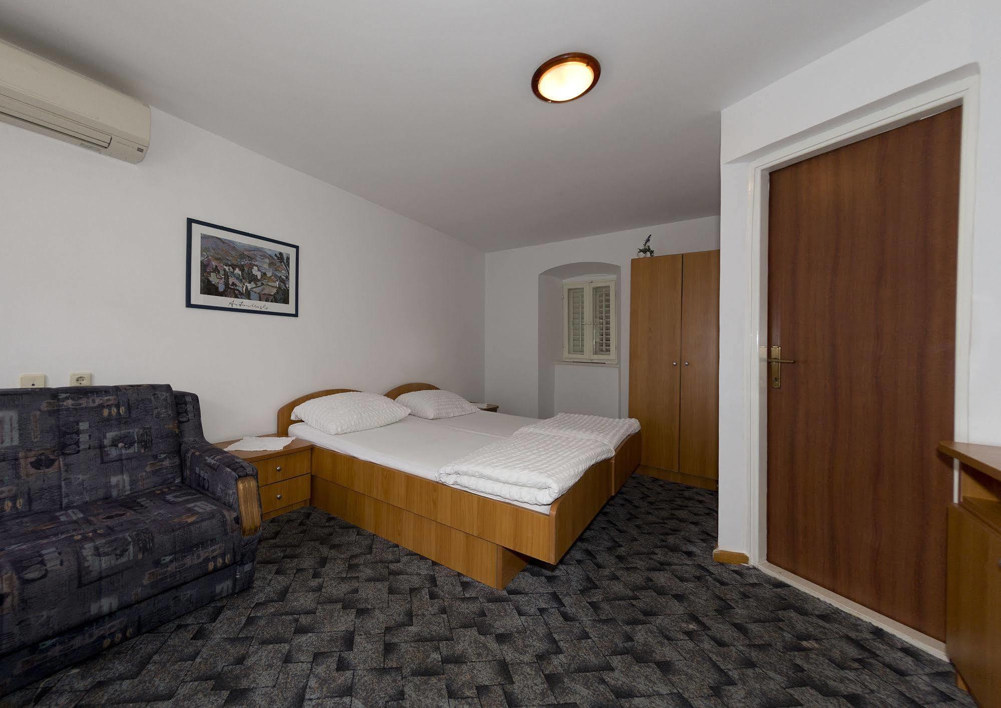 X-rooms